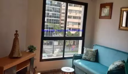 Apartamento Studio MOBILIADO 33m², 01 dormitório e 01 banheiro.  Condomínio com portaria, segurança, piscina e salão de festas.  Excelente localização