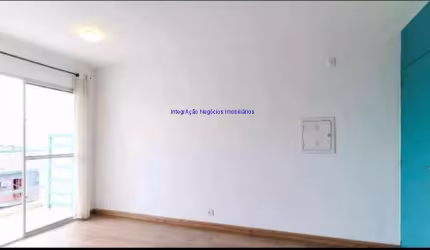 Apartamento 56m², 02 dormitórios, 01 banheiro e 01 vaga de garagem.  Condomínio com portaria, segurança, academia, churrasqueira e playground.