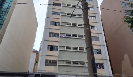 Apartamento Studio 28m², 01 dormitório e 01 banheiro.  Condomínio com portaria.  Excelente localização á 8 minutos andando para a estação do metrô