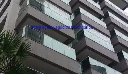 Conjunto Comercial 184m³, 03 banheiros e 04 vagas na garagem.  Condomínio com portaria 24hrs.  Excelente localização á 9 minutos andando para