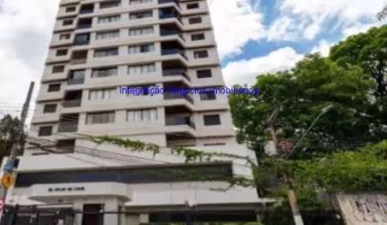 Apartamento COBERTURA MOBILIADA 277m², 04 dormitórios, 03 banheiros e 03 vagas de garagem.  Condomínio com portaria , piscina, academia