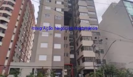 Apartamento 35m², 01 dormitório, 01 banheiro e 01 vaga na garagem.  Condomínio com portaria, segurança 24hrs, piscina e espaço goumert.