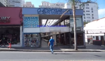 Loja 25m² e 01 banheiro.  Excelente localização á 7 minutos andando para a estação do metrô Consolação; Entre as Alamedas Itu,
