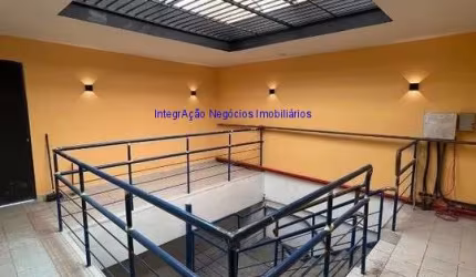 Prédio 1000m², 10 salas e 05 banheiros .  Excelente localização entre as Ruas Jaceguai, Jandaia e Maria Paula.