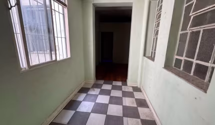 Conjunto comercial 75,04m², 01 sala e 01 banheiro.  Excelente localização, á 10 minutos andando para a estação do metrô Santa Cecilia