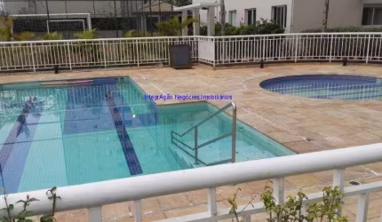 Apartamento 70m², 02 dormitórios (sendo suítes), 03 banheiros e 01 vaga de garagem.  Condomínio com portaria, segurança, academia, piscina