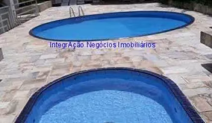 Apartamento 37m², 01 dormitório, 01 banheiro e 01 vaga na garagem.  Condomínio com portaria, segurança 24hrs, academia, piscina, sauna,