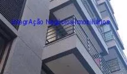 Apartamento 90m², 03 dormitórios, 03 banheiros e 01 vaga na garagem.    Condomínio com portaria, segurança e piscina.   Excelente localização