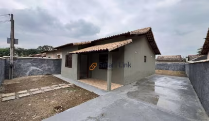 Casa com 2 dormitórios à venda, 72 m² por R$ 230.000,00 - Papucaia - Cachoeiras de Macacu/RJ