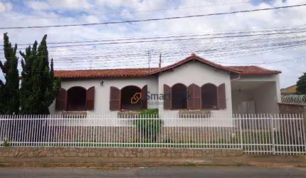 Casa com 3 dormitórios à venda, 152 m² por R$ 600.000,00 - Cruzeiro Do Sul - Lavras/MG