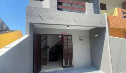 Casa com 2 quartos à venda na Avenida Paranaguá, 6356, Balneário Betaras, Matinhos, 120 m2 por R$ 368.000