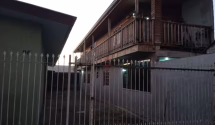 Casa com 7 quartos à venda na Rua André Perbiche, 96, Borda do Campo, São José dos Pinhais, 135 m2 por R$ 650.000