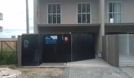 Casa com 3 quartos à venda na Rua Arapongas, 1602, Alto Tarumã, Pinhais, 140 m2 por R$ 899.000