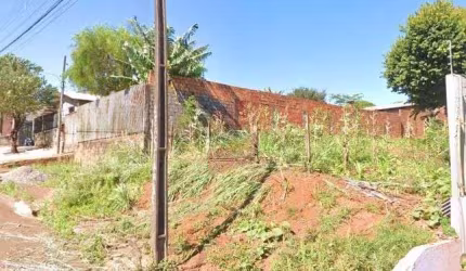 Terreno à venda na Rua Volochem, 442, Universitário, Cascavel por R$ 280.000