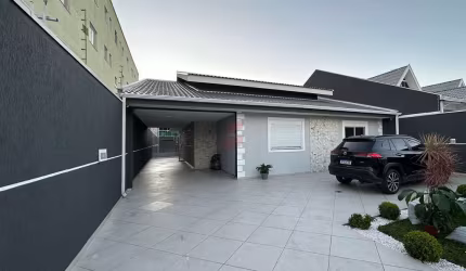 Casa com 3 quartos à venda na Rua Antônio de Castro Alves, 105, Vargem Grande, Pinhais, 400 m2 por R$ 1.630.000