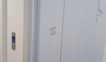 Apartamento com 2 quartos à venda na Rua Vinte e Cinco de Agosto, 490, Centro, Pinhais, 75 m2 por R$ 450.000