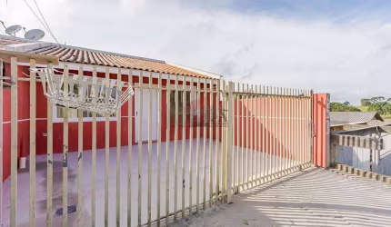 Casa com 2 quartos à venda na Rua Boldo, Vila Santa Maria, Piraquara, 57 m2 por R$ 279.900