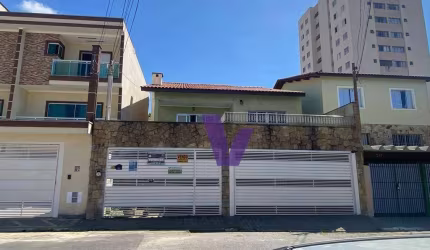 Sobrado em terreno Inteiro