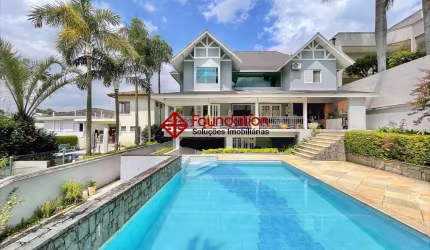Cond São Paulo II - Casa linda, 4 suítes, piscina, gourmet, condo completo!