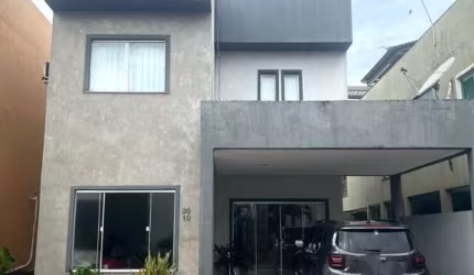 -COP 30 - CASA DE 2 PAVIMENTOS COM 4 QUARTOS SENDO 3 SUÍTES  NO CONDOMÍNIO CIDADE JARDIM 2! -ÁREA PRIVATIVA DE 180M². -02 VAGAS DE GARAGEM. -NASCENTE.