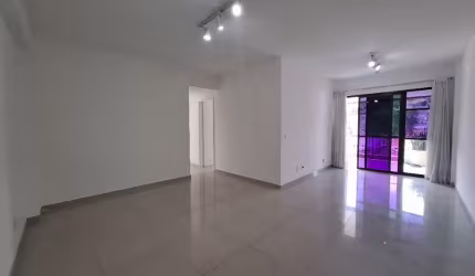 Freguesia Alugo apartamento 3 quartos frontal com varanda