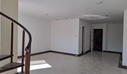 Recreio Alugo Cobertura duplex 4 quartos sendo 3 suites