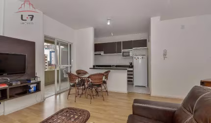 Apartamento com 2 quartos para alugar, 64 m² por R$ 2.950/mês - Bigorrilho - Curitiba/PR
