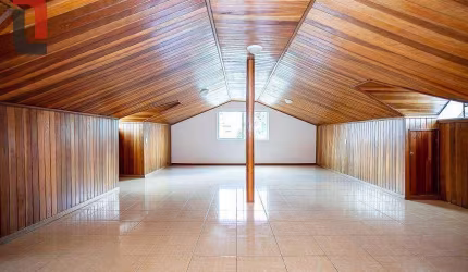 Sobrado com 3 dormitórios à venda, 209 m² por R$ 1.079.000,00 - Tingui - Curitiba/PR