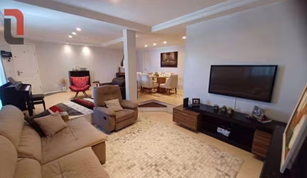 Casa com 3 dormitórios à venda, 283 m² por R$ 1.650.000,00 - Santo Inácio - Curitiba/PR