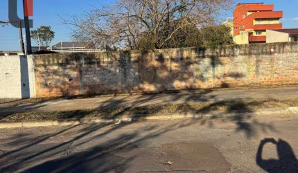 Terreno à venda, 2451 m² por R$ 4.200.000,00 - Xaxim - Curitiba/PR