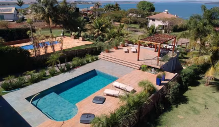 Chácara com 4 dormitórios à venda, 1850 m² por R$ 2.900.000,00 - Zona Rural - Porecatu/PR