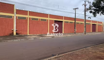Barracão à venda, 2431 m² por R$ 3.800.000,00 - Indústrias Leves - Londrina/PR