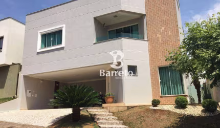 Sobrado com 3 dormitórios à venda, 260 m² por R$ 1.600.000,00 - Parque Jamaica - Londrina/PR