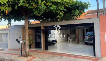 Casa com 3 dormitórios, 178 m² - venda por R$ 680.000,00 ou aluguel por R$ 3.200,00/mês - Jardim Pacaembu - Londrina/PR