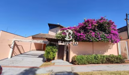 Sobrado com 4 dormitórios à venda, 330 m² por R$ 1.350.000,00 - Tucano - Londrina/PR