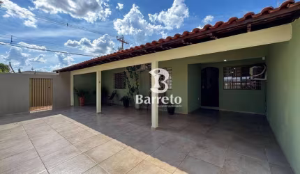 Vende-se Casa no Jardim Antares com Edícula!