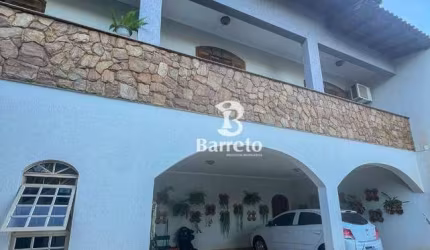 Casa com 5 dormitórios, 390 m² - venda por R$ 1.300.000,00 ou aluguel por R$ 5.000,00/mês - Andrade - Londrina/PR