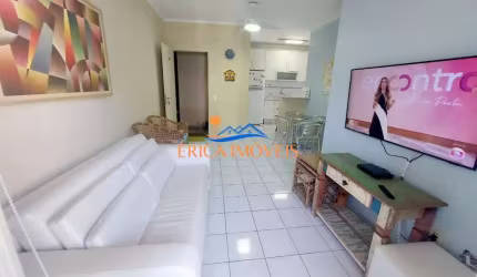 Apto na Praia Grande em Ubatuba/SP para até 6 pessoas.