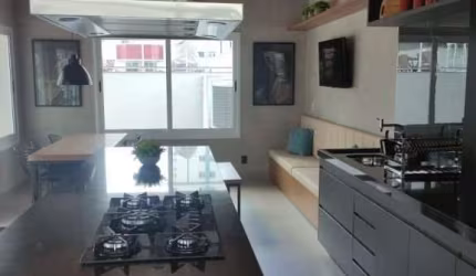 FLY RESIDENCE