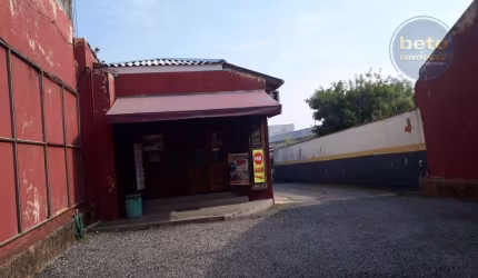Terreno plano, bem localizado!