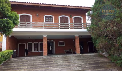 Casa com 3 dormitórios à venda, 481 m² por R$ 1.350.000,00 - Condomínio Portella - Itu/SP