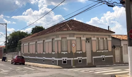 Casa a venda ou locação no Centro - Itu/SP