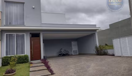 Linda Casa !! lindo acabamento!