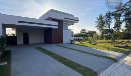 Casa à venda, 210 m² por R$ 2.150.000,00 - Condomínio Villas do Golfe - Itu/SP