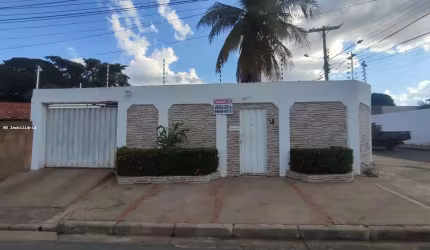 Casa para Venda em Cuiabá, Cidade Alta, 5 dormitórios, 1 suíte, 5 banheiros, 2 vagas