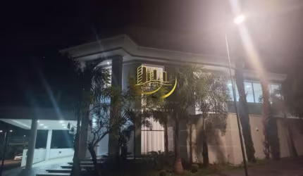 Casa em Condomínio de Alto Padrão na Vila Cordenonsi, Americana-SP  4 quartos, 3 suítes, 3 salas - Imperdível!
