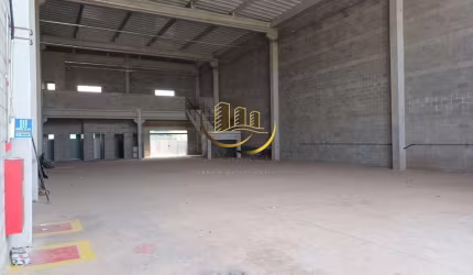 Salão Comercial de Alto Padrão para Locação em Americana-SP, Bairro Loteamento Industrial Nossa Senhora de Fátima: 5 banheiros, 5 vagas de garagem, 605,00 m² de área.