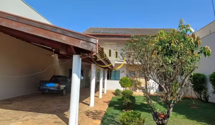 Imperdível residência de alto padrão com 3 quartos e 285,40m² na Vila Nossa Senhora de Fátima, Americana-SP!