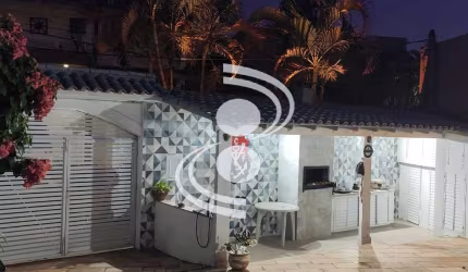 Magnífica casa de condomínio - Taquara