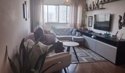 Lindo apartamento totalmente reformado em andar alto, próximo ao Parque Ibirapuera